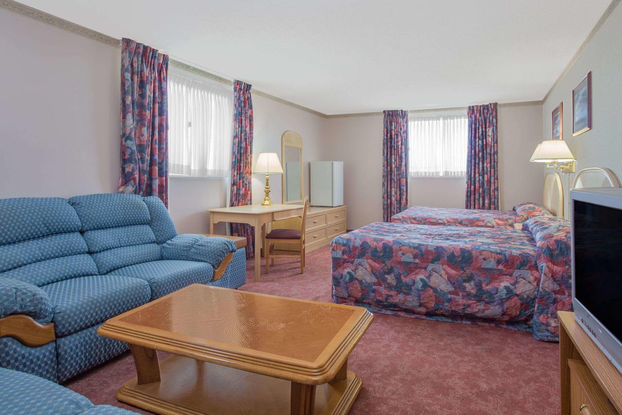 Empire Inn Brandon Exterior photo